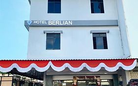 Hotel Berlian